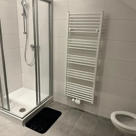 Modernes City-apartment Mit Parkplatz In