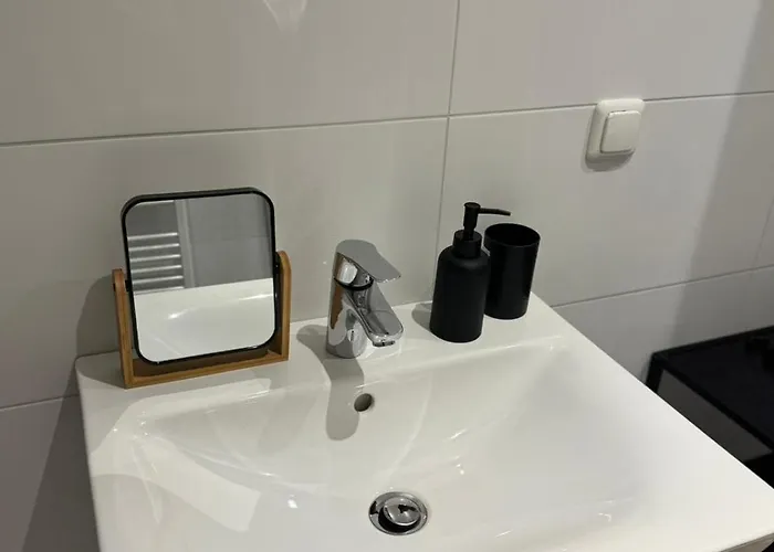 Apartamento Modernes City-apartment Mit Parkplatz In Steyr