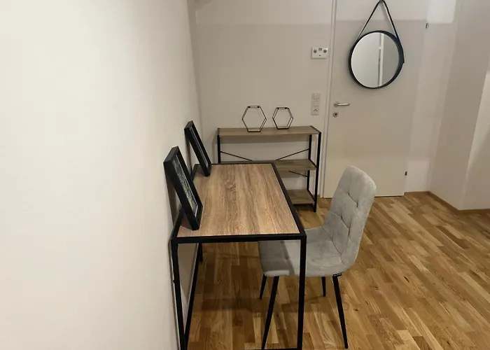 Modernes City-apartment Mit Parkplatz In Apartamento