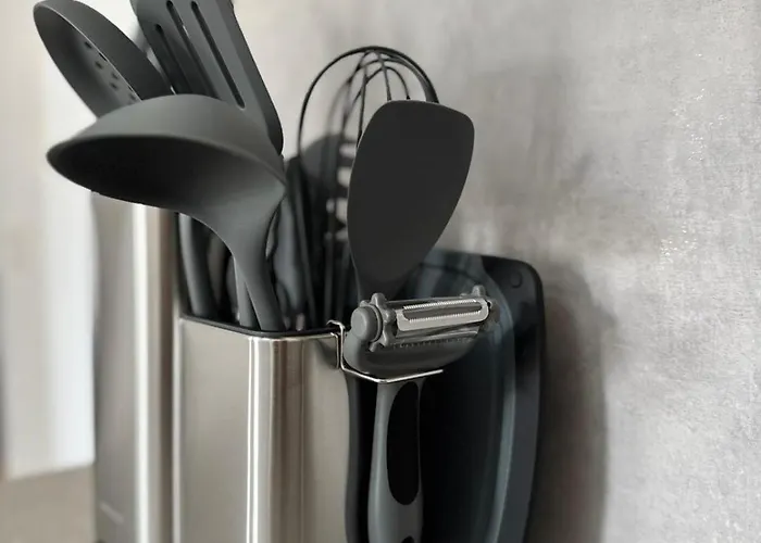 Apartamento Modernes City-apartment Mit Parkplatz In *