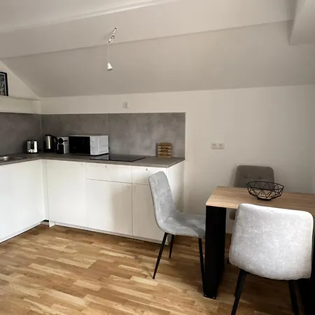 Lejlighed Modernes City-apartment Mit Parkplatz In