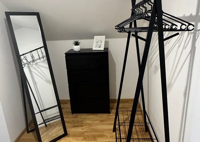 Апартаменты Modernes City-apartment Mit Parkplatz In Штайр