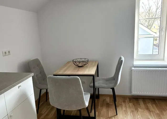 Апартаменты Modernes City-apartment Mit Parkplatz In *